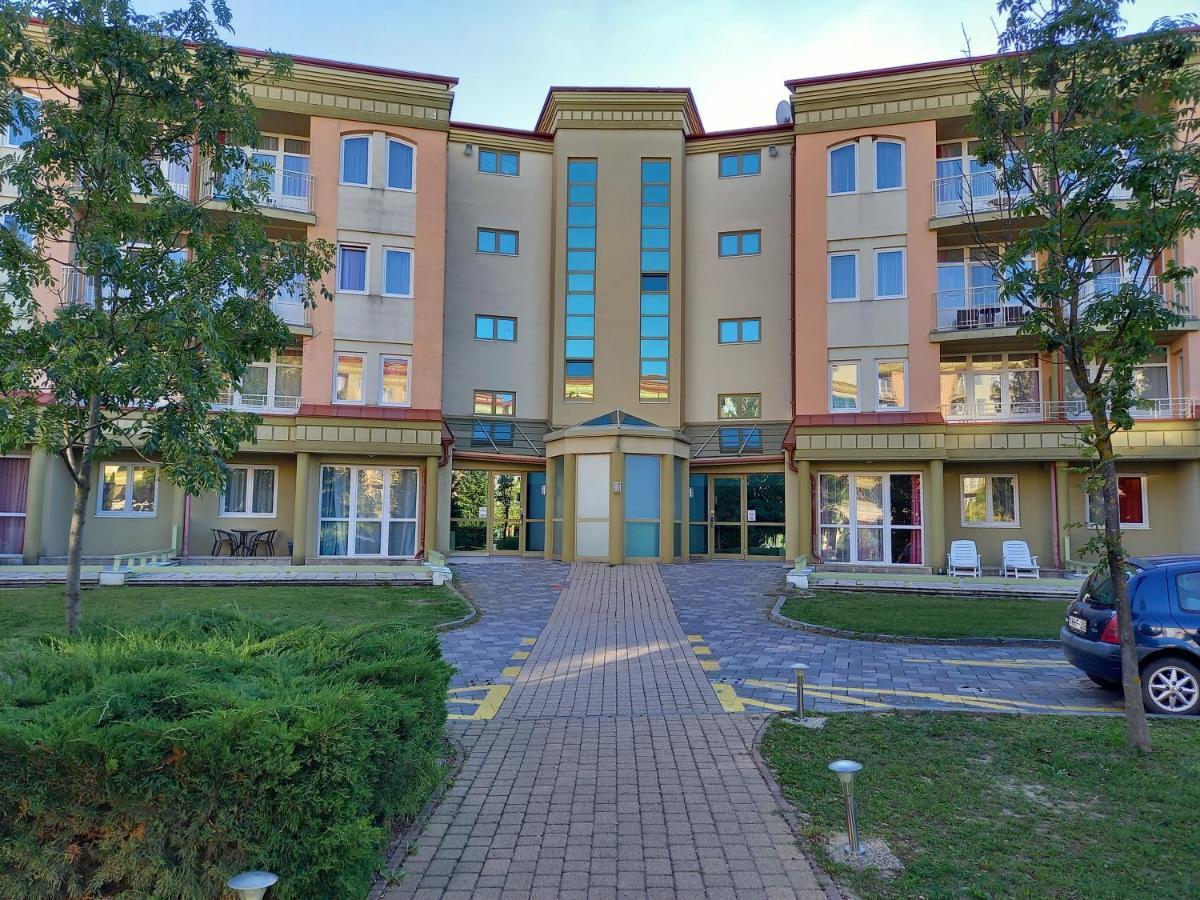 Karos Gold 813 Wellness Apartman Zalakaros Exterior foto